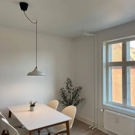 Apartman L - Gammel Jernbanevej 19 4 *