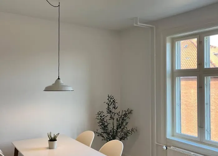 Apartment L - Gammel Jernbanevej 19 4 *